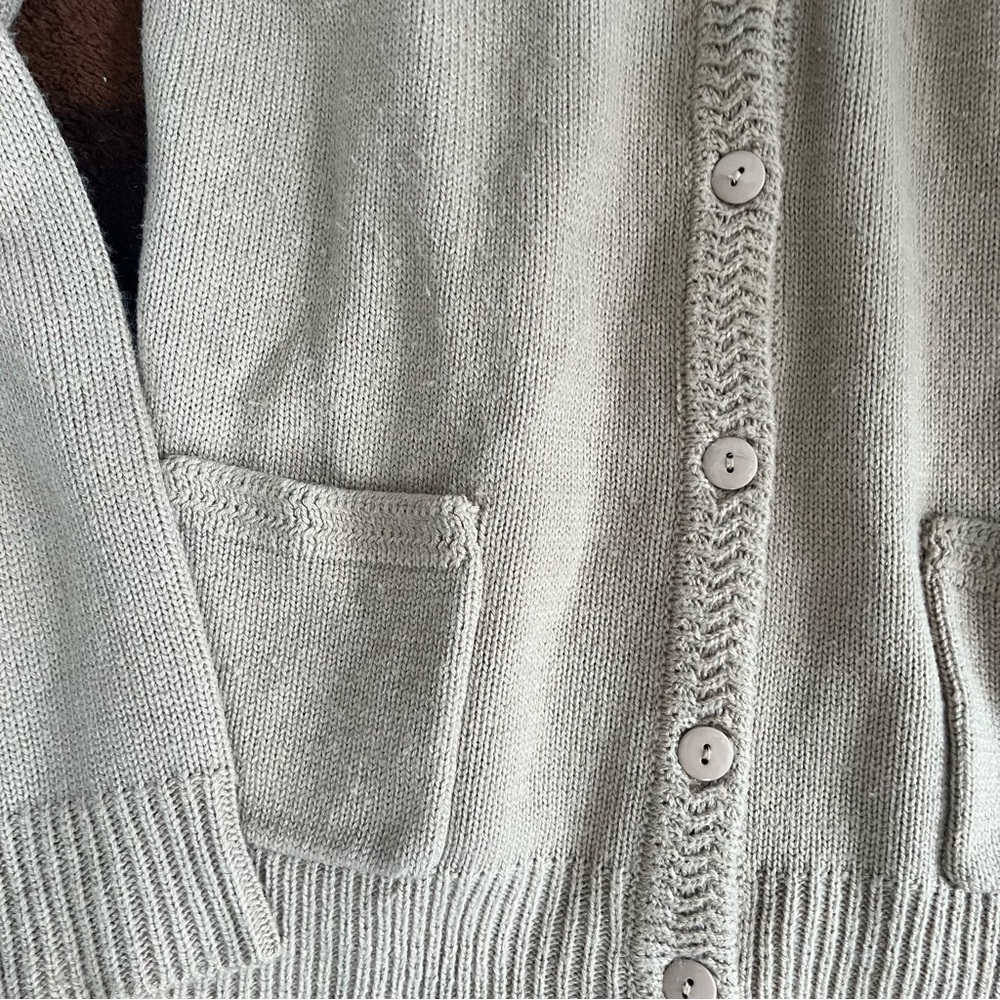 Carolyn Taylor Light Tan Cardigan Sweater - Picture 3 of 4